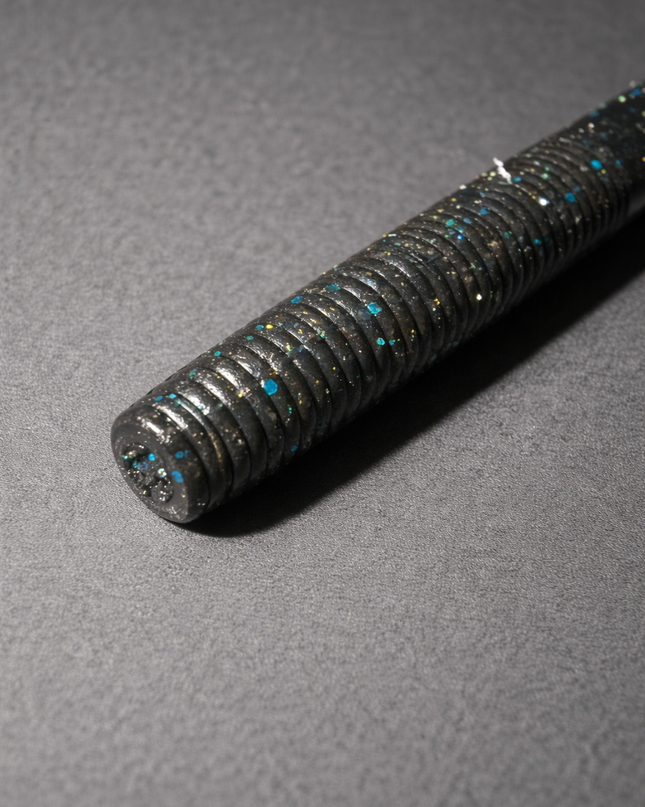 5" Stick Worm – Black Blue Flake 丨 LOWLIGHT